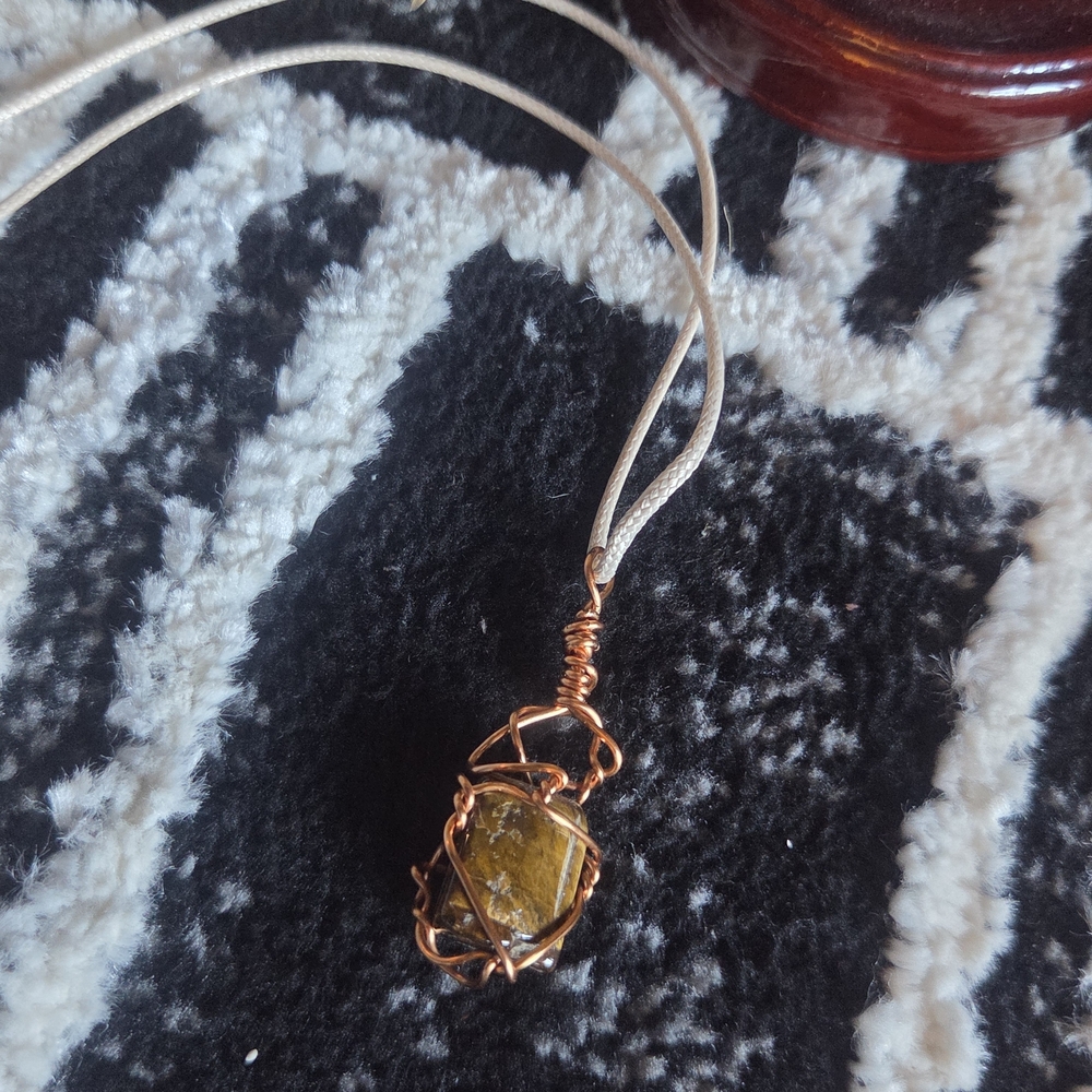 🔥3 For $25 Handcrafted Copper-Wrapped Tigers Eye Pendant Necklace